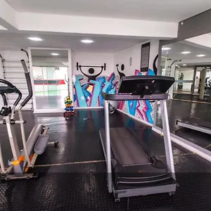 Loft Com Garagem E Piscina Predio Frente Mar Balneário Camboriú